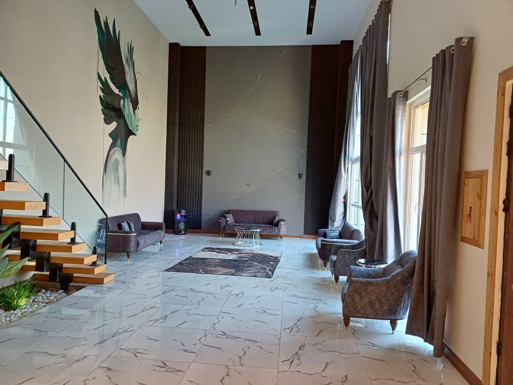 سه خوابه استخردار باران یاس