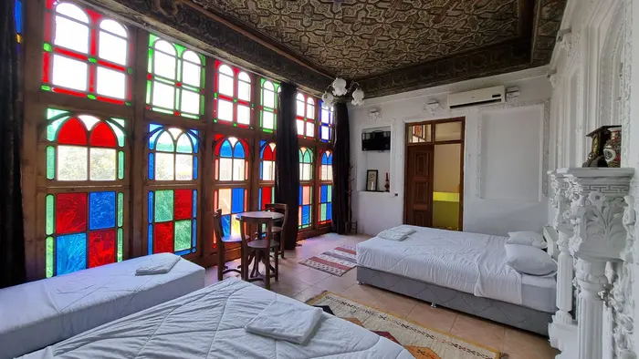 اقامتگاه سنتی طاها - واحد حافظ 101