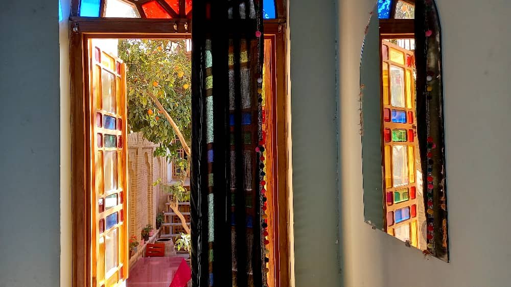 هفت رنگ - واحد سه تخته همکف