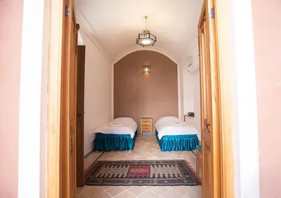 اقامتگاه سنتی بابا افضل - واحد ویونا و وارونا