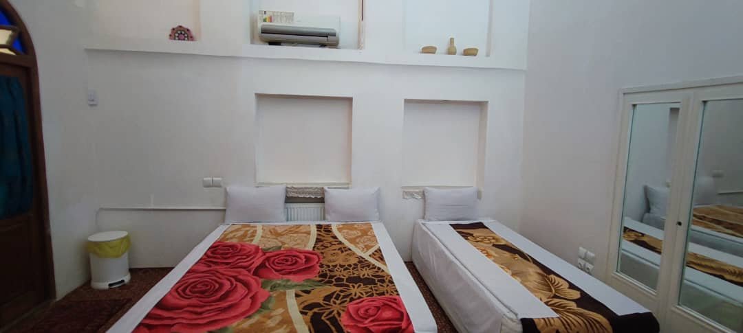 ثنا - واحد سه تخته