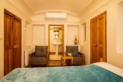 اقامتگاه سنتی احسان  واحد دوتخته خاتون نشین ۱۰۶