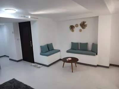 سوئیت دوخوابه آرامون 7