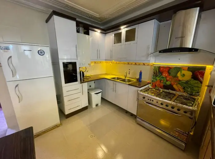 آپارتمان دوخوابه عفیف آباد 5