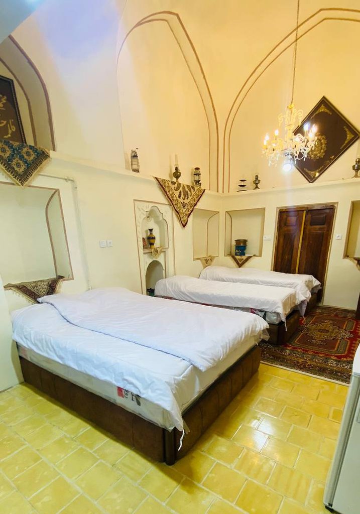 صالحی - واحد چهارتخته طاق چشمه ای پایین