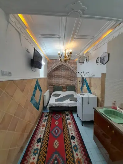 بومگردی عطاالدوله شیراز - واحد دوتخته 1