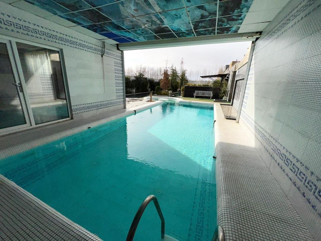 پنج خوابه استخردار آبگرم مروارید