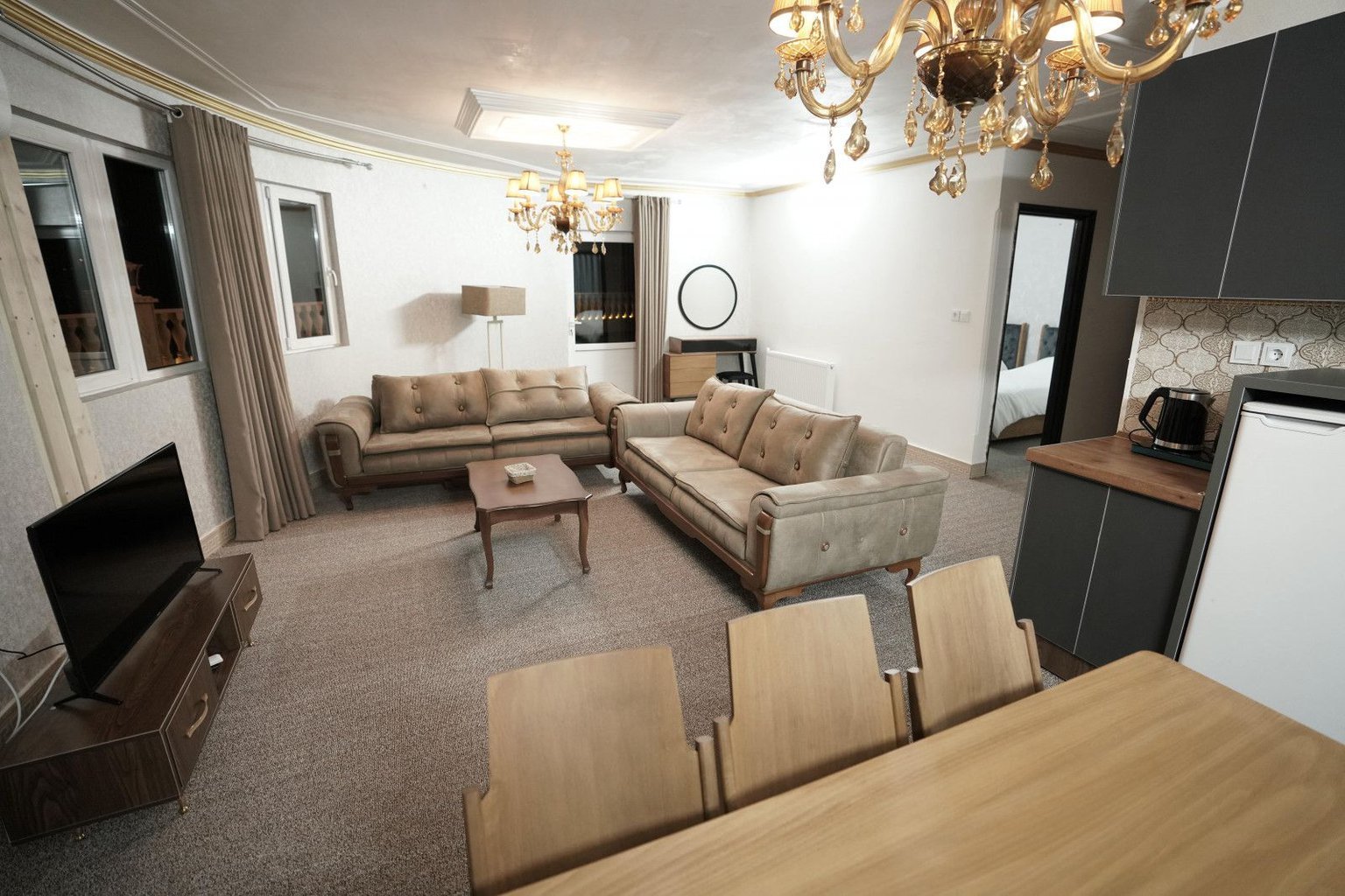 مجتمع اقامتی اسپهبد - واحد دوخوابه vip 202