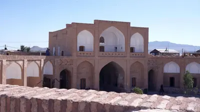 کاروانسرا صفوی امین آباد - واحد خان نشین