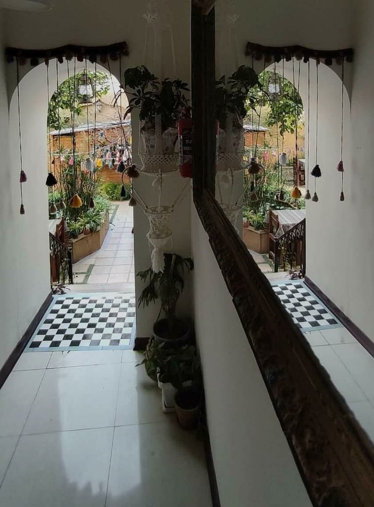 اقامتگاه سنتی ترنجستان - واحد سه تخته  آرامش بدون پنجره