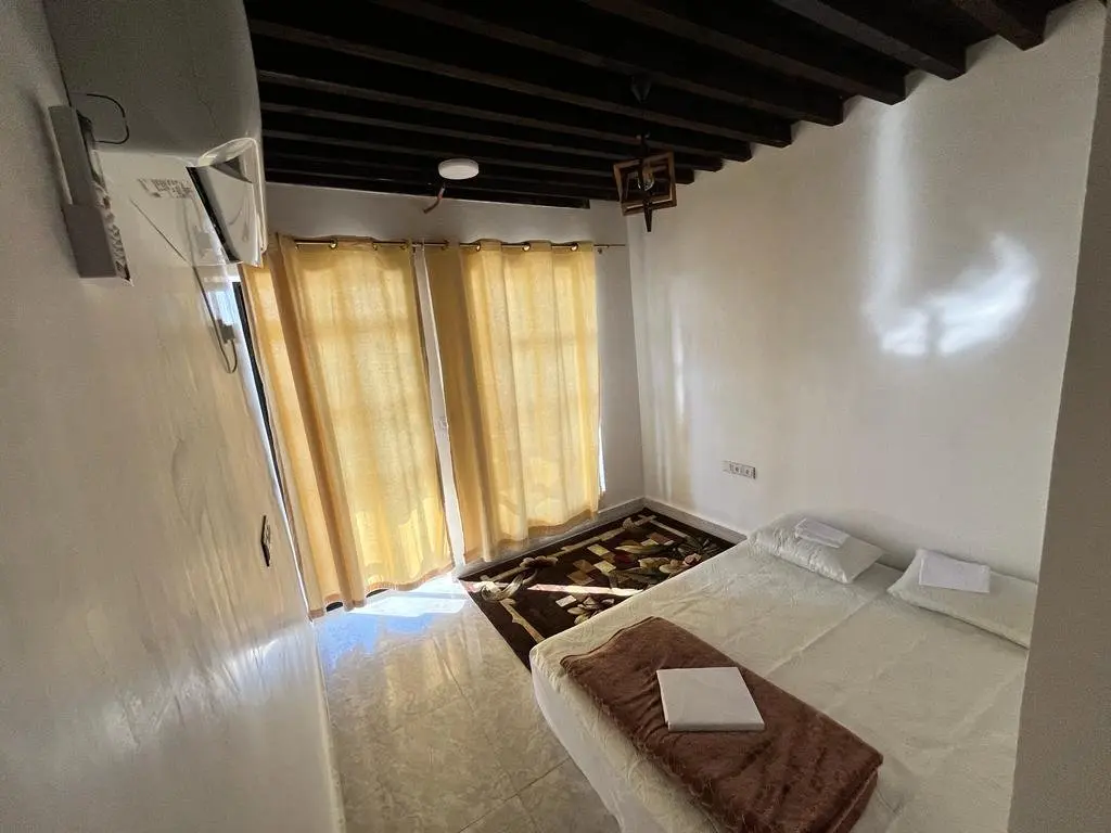 بوم گردی نخل مجول - واحد دونفره