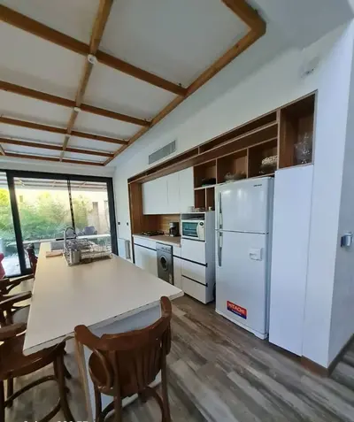 ویلا سه خوابه دوبلکس استخردار آبگرم ارغوان