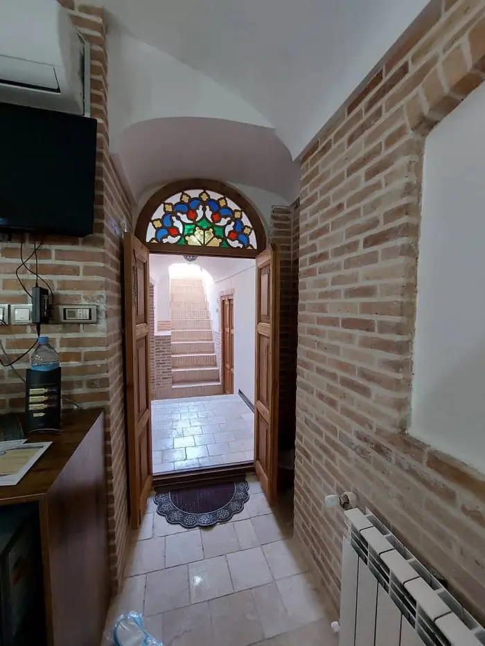 اقامتگاه سنتی عمارت مالمیر - واحد پروین