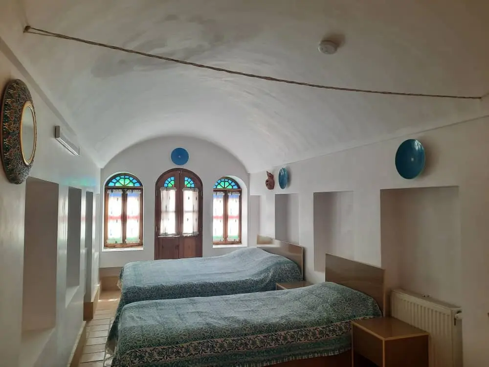 اقامتگاه سنتی خانه پارسی - واحد سه تخته ۲