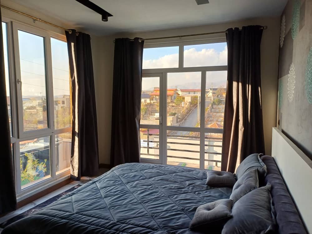 سه خوابه استخردار باران یاس