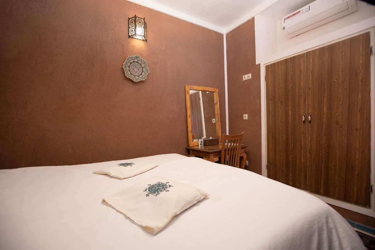 اقامتگاه سنتی بابا افضل - واحد کرشمه