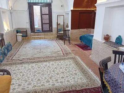 اقامتگاه سنتی صادقی - واحد کافه