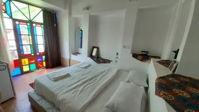 اقامتگاه سنتی طاها - واحد اهلی 105