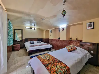 اقامتگاه سنتی سهراب - واحد فروغ