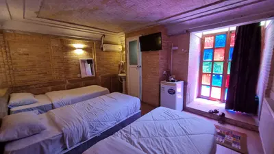 اقامتگاه سنتی طاها - واحد باباکوهی 104