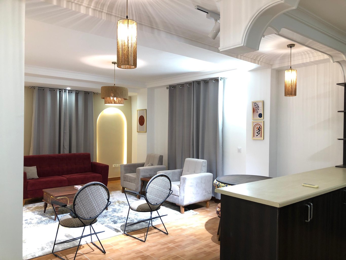 آپارتمان دوخوابه آسا هوم ١