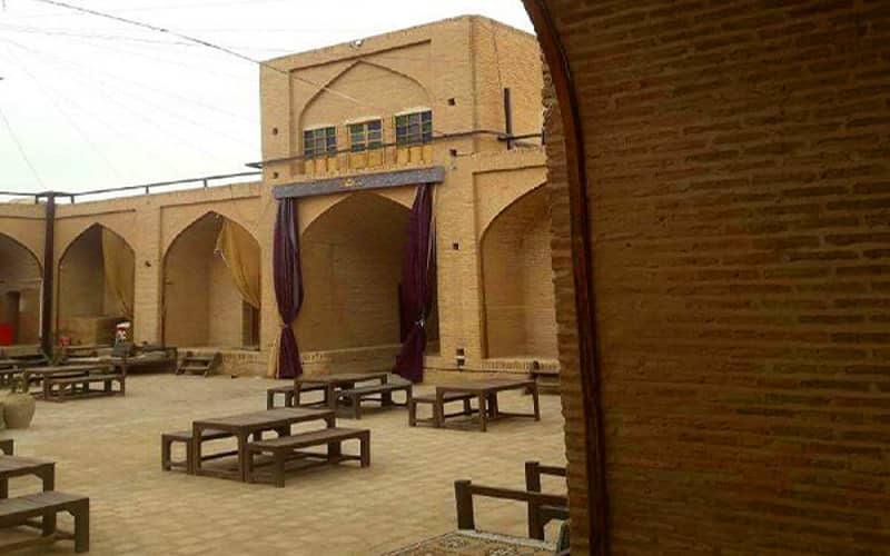 کاروانسرا کاروانسرای صفویه سریزد - واحد ۹