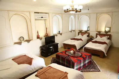 اقامتگاه سنتی خانه ایروانی - واحد چهارتخته 2