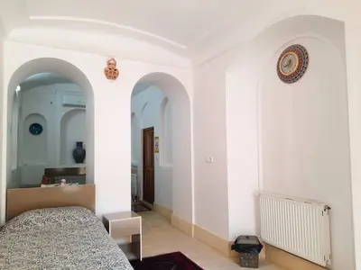 اقامتگاه سنتی خانه پارسی - واحد سه تخته