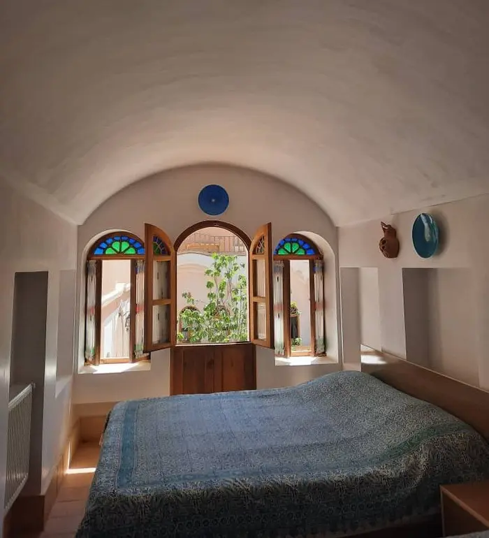 اقامتگاه سنتی خانه پارسی - واحد سه تخته ۲