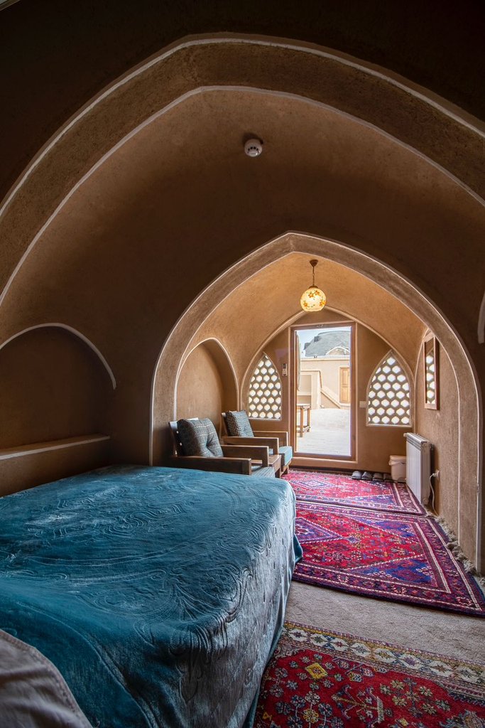 اقامتگاه سنتی احسان  واحد دوتخته گوشه ۱۰۳