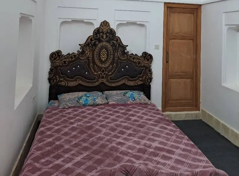 خانه شعر - واحد مهر