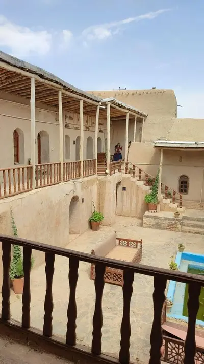 بومگردی قلعه تاریخی کریم خان - واحد بی بی ناز 11