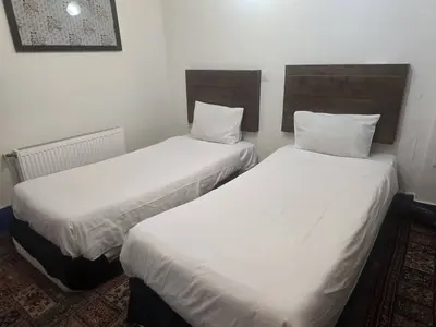 اقامتگاه سنتی ترنج سبز - واحد توئین 101