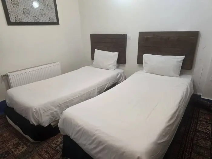 اقامتگاه سنتی ترنج سبز - واحد توئین 101