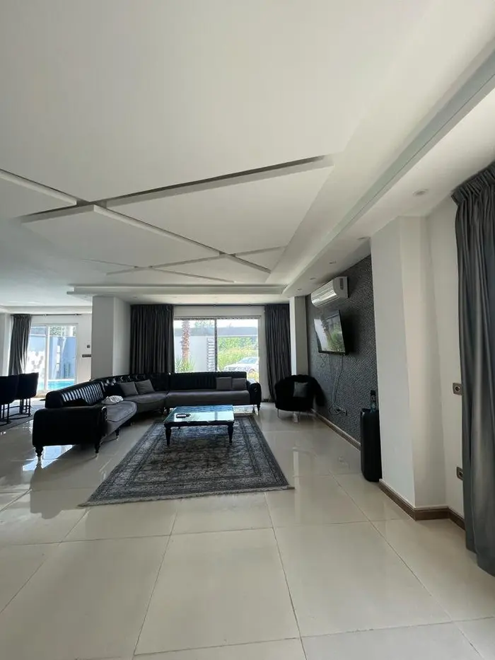 ویلا چهارخوابه استخردار آبگرم الهیه