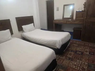 اقامتگاه سنتی ترنج سبز - واحد توئین 101