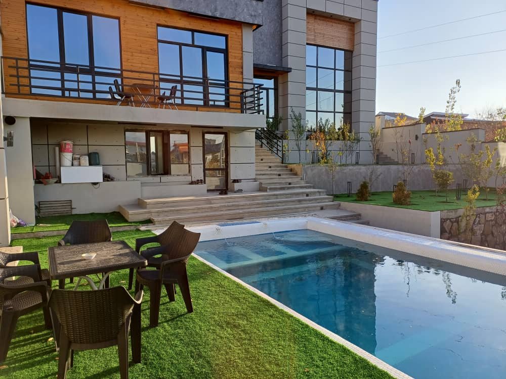 سه خوابه استخردار باران یاس