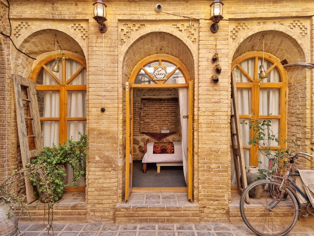 اقامتگاه سنتی نارنج - واحد سرو