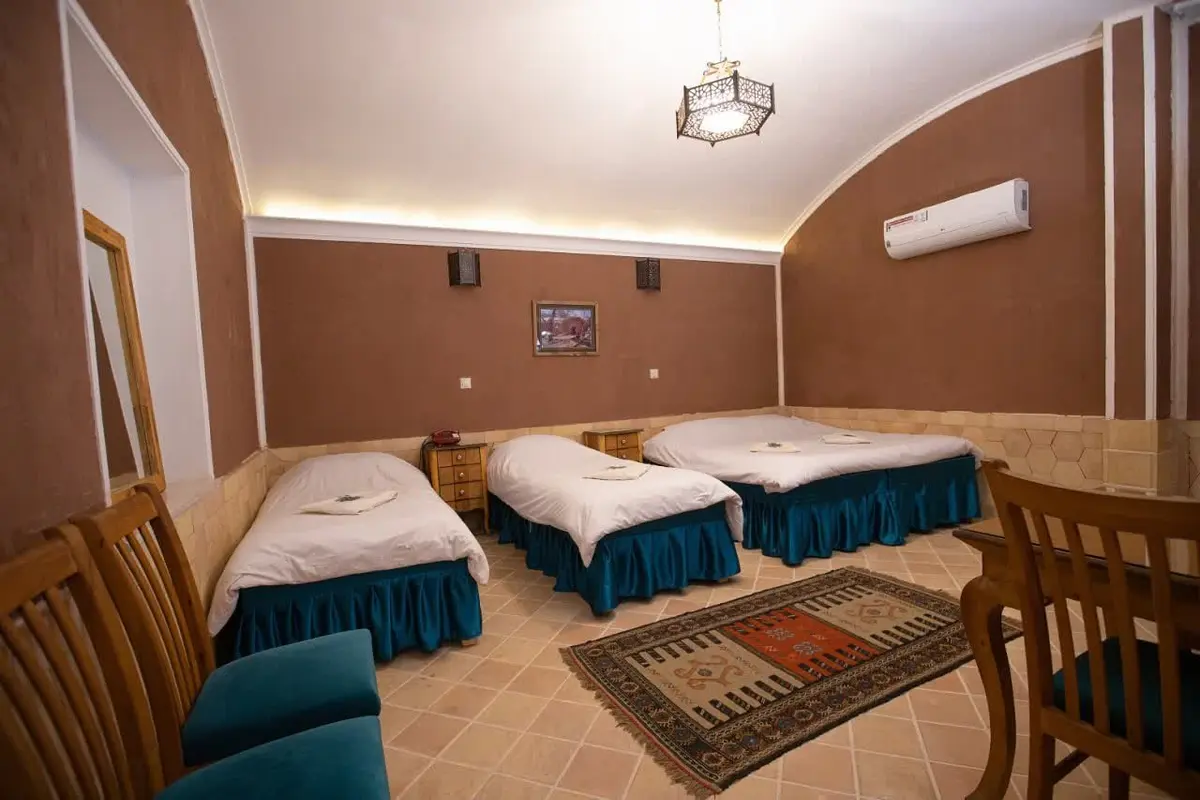 اقامتگاه سنتی بابا افضل - واحد 302