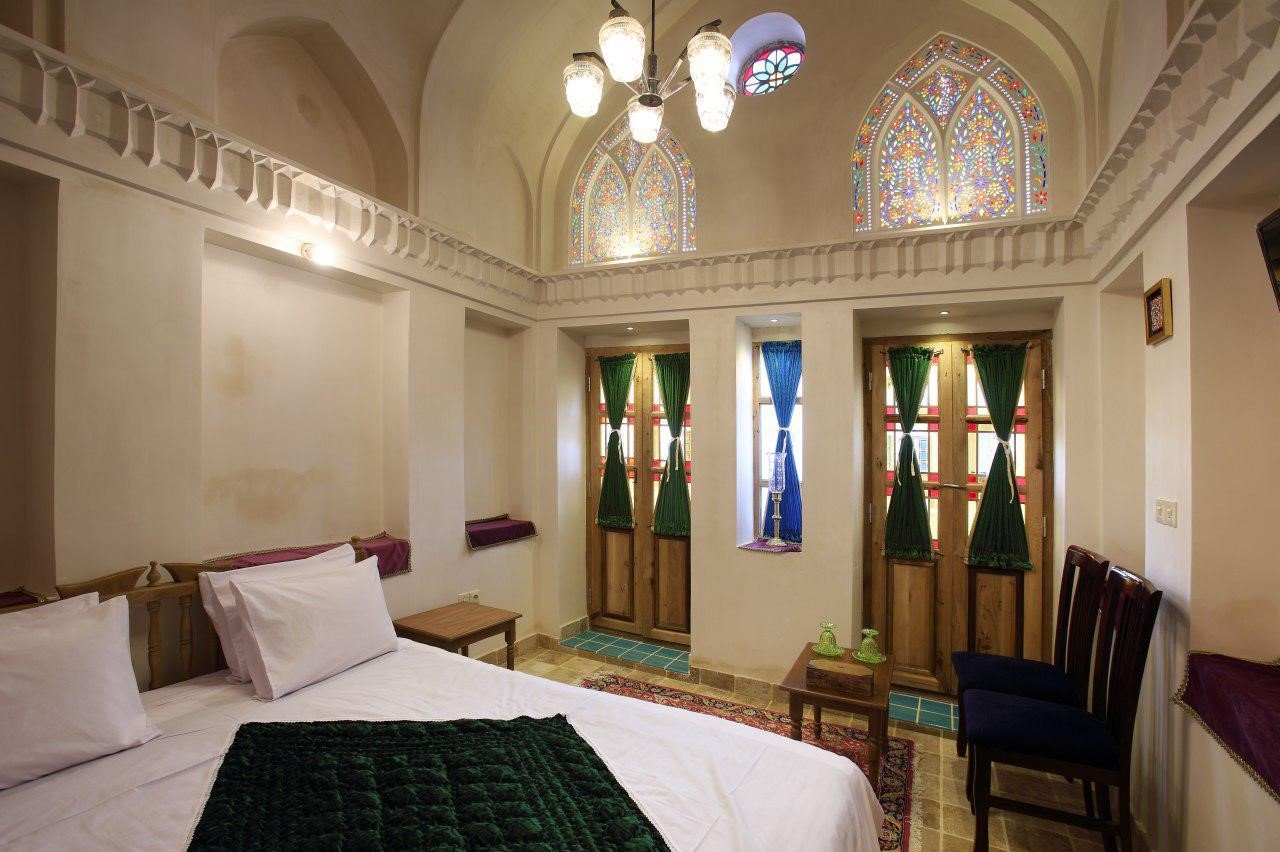 اقامتگاه سنتی خانه ادیب - واحد دابل ۳