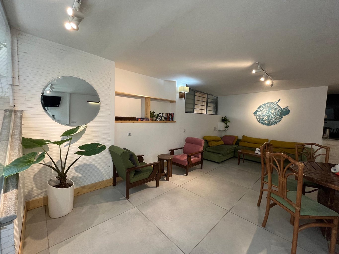 رگ‌ راگ واحد - دوتخته (اقتصادی طبقه دوم)