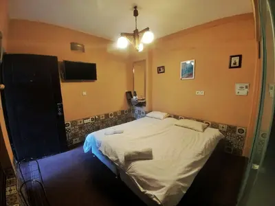 بومگردی خانه باغ ایرانی - واحد حسین پناهی