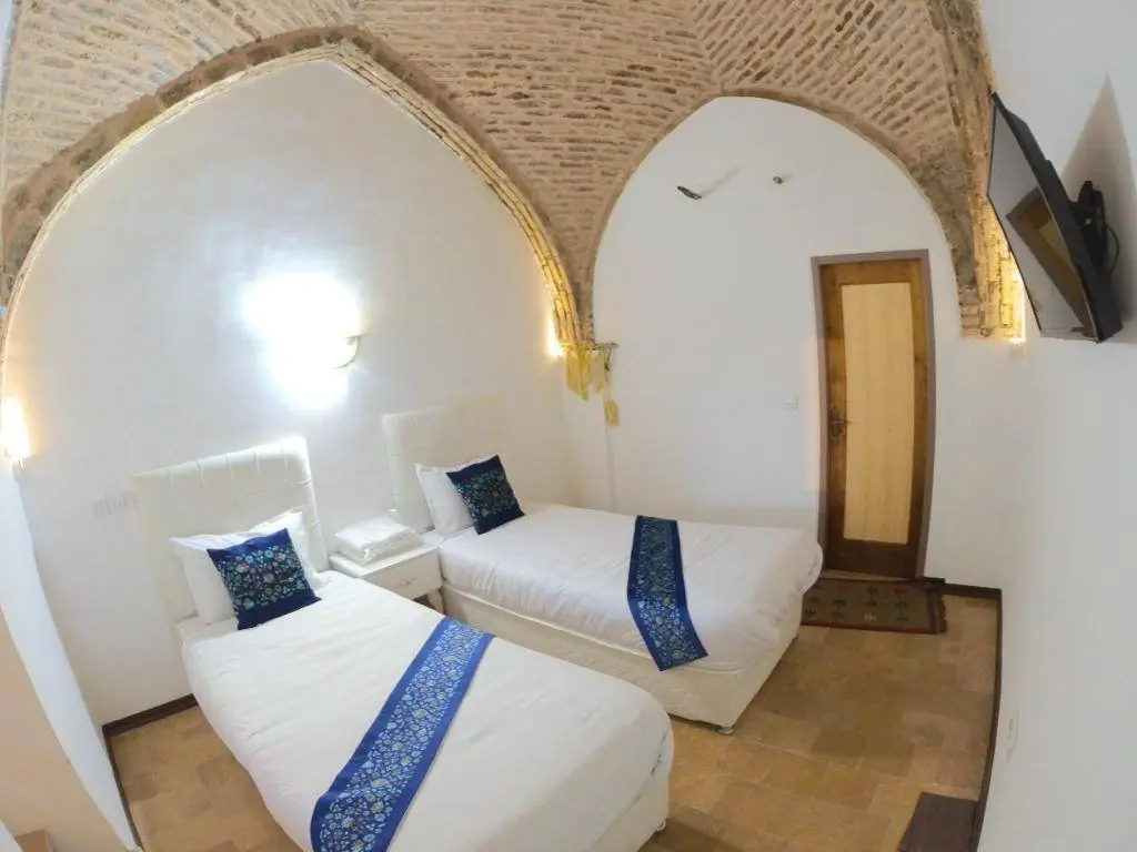 کاروانسرا صفوی امین آباد - واحد آرتا