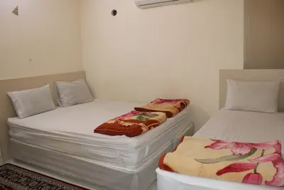 سوئیت فلت فخری - واحد سه تخت 202