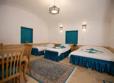 اقامتگاه سنتی بابا افضل - واحد مخمل