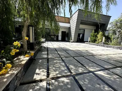 ویلا سه خوابه استخردار آبگرم شهرکی پارسا