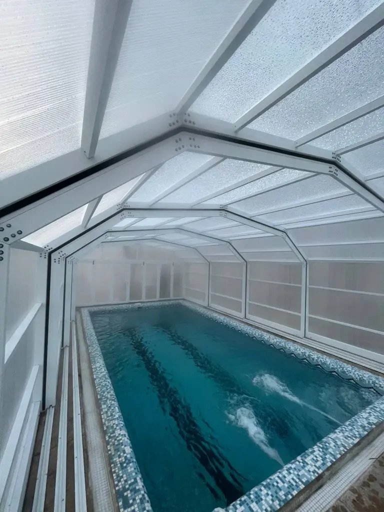 ویلا سه خوابه استخردار آبگرم عمارت رومی 1