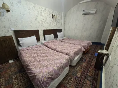 اقامتگاه سنتی ترنج سبز - واحد سه تخته 112