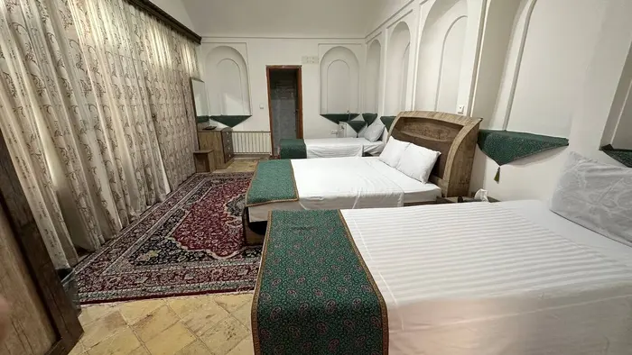 اقامتگاه سنتی کهن کاشانه - واحد چهارتخته