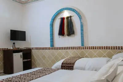 بومگردی دیاوا - واحد فرش 1